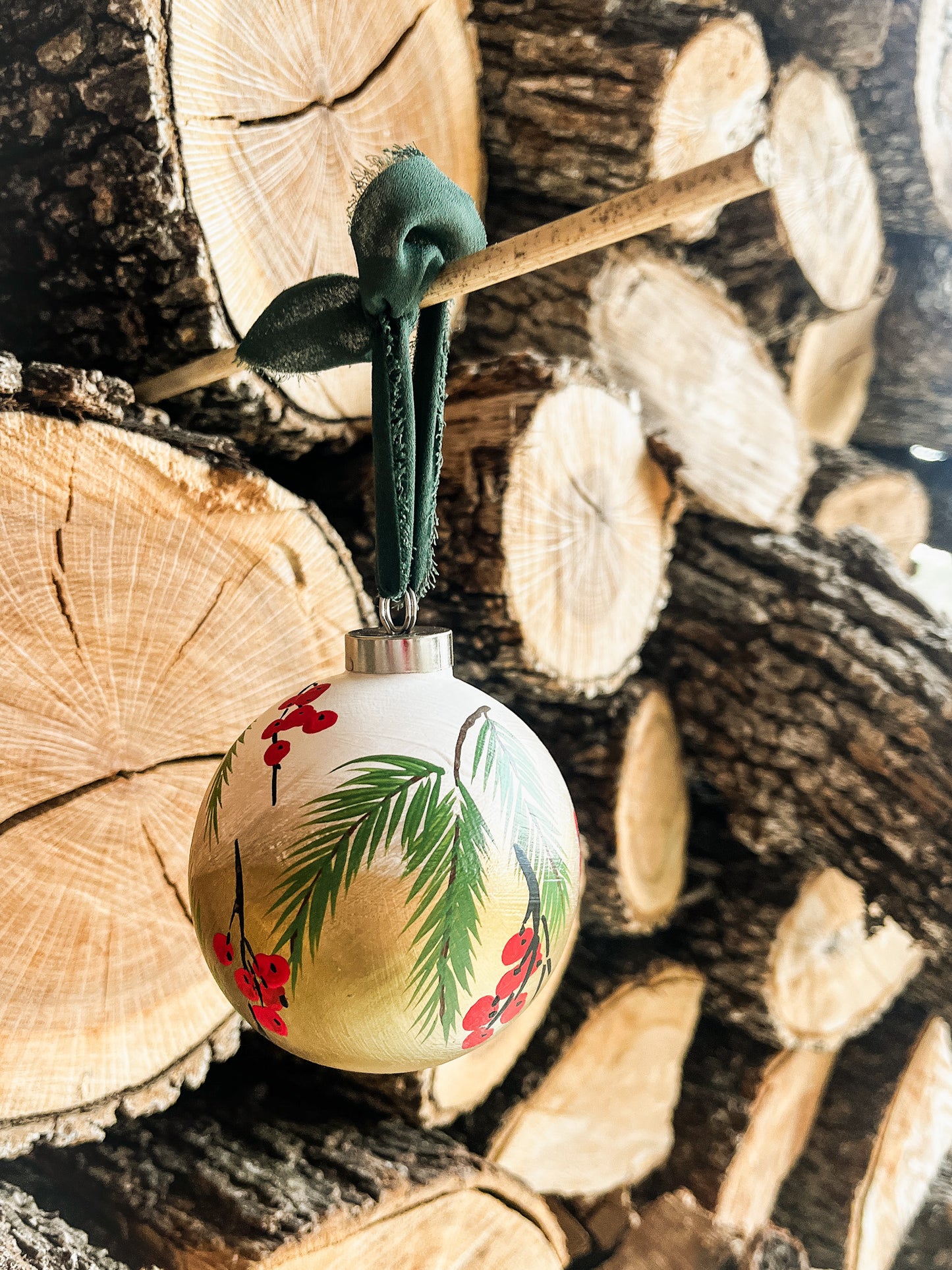 Classic Christmas (White)| Globe 2023 Hand-Painted Christmas Ornaments