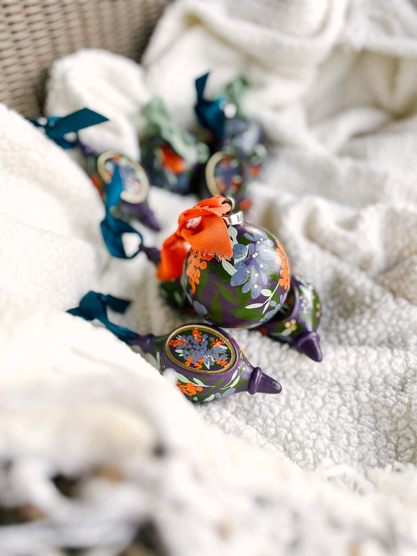 Hydrangea in Fig | Globe 2023 Hand-Painted Christmas Ornaments