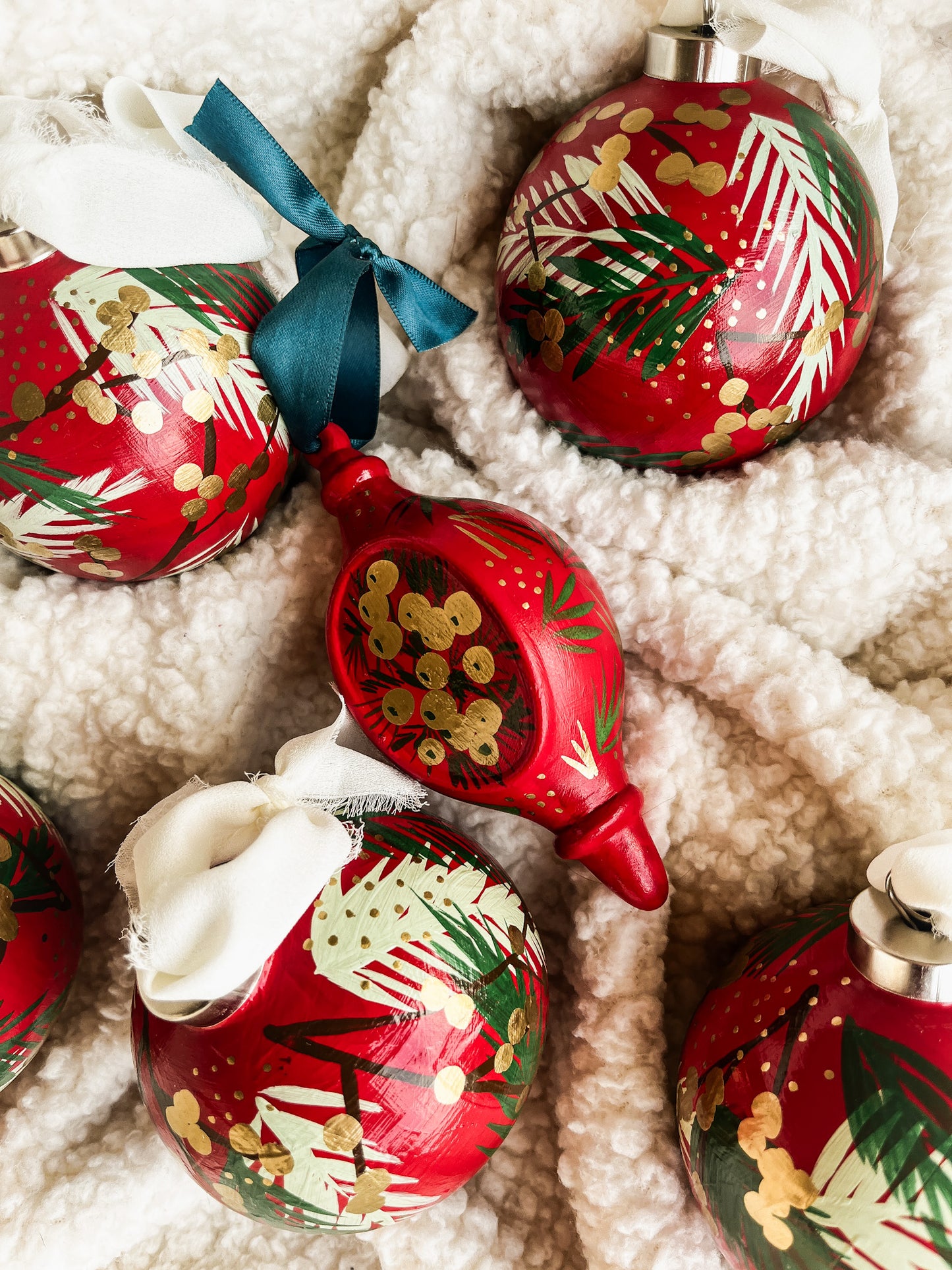 Classic Christmas (Red) | Globe 2023 Hand-Painted Christmas Ornaments