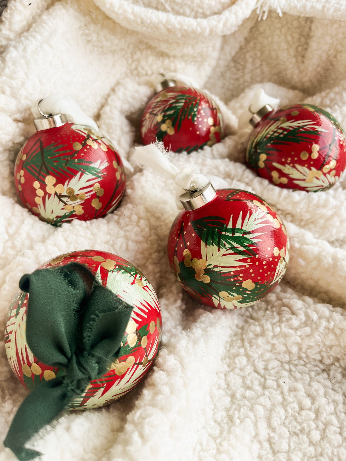Classic Christmas (Red) | Globe 2023 Hand-Painted Christmas Ornaments