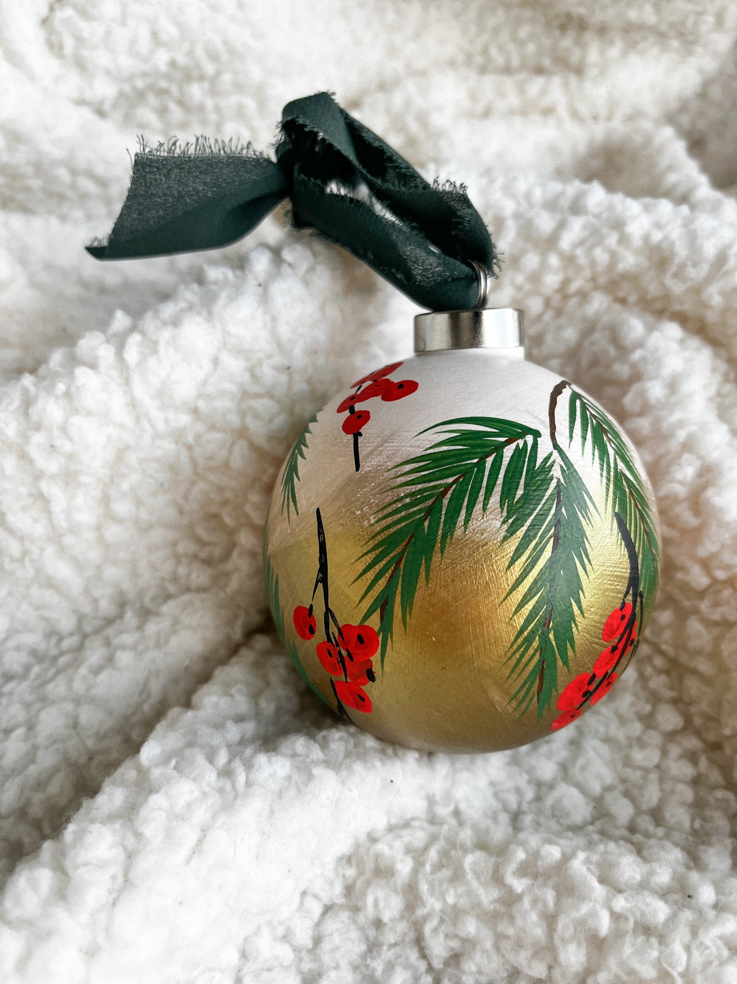 Classic Christmas (White)| Globe 2023 Hand-Painted Christmas Ornaments