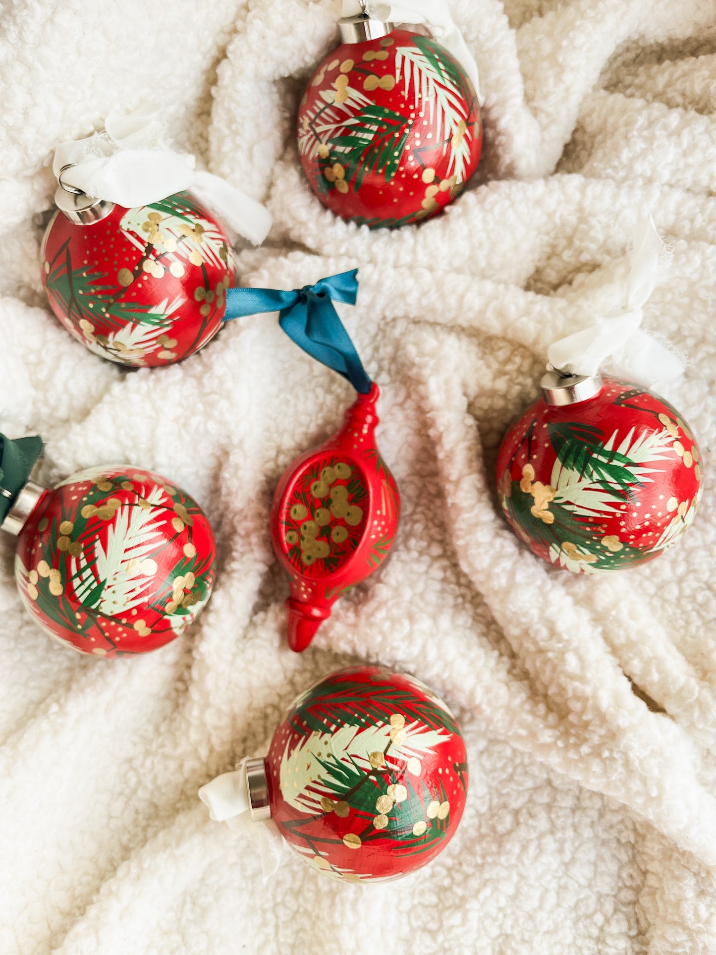 Classic Christmas (Red) | Globe 2023 Hand-Painted Christmas Ornaments